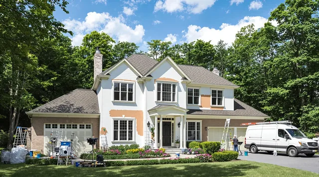 Bay Village House Painters painting crew working in Fairview Park, OH